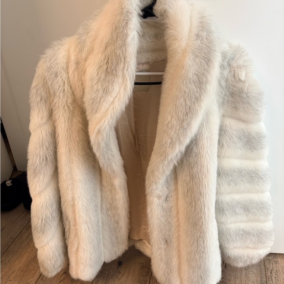 unknown vintage fur Jackets & Blazers - Vintage Fur